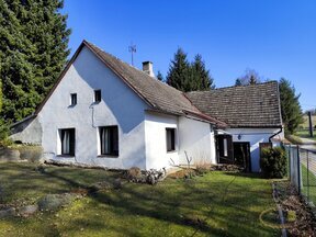 Prodej venkovské chalupy 219 m2 s hezkou udržovanou zahradou v Nové Bystřici -Ovčárna